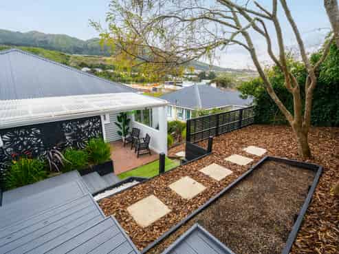 53 Handyside Street, Tawa