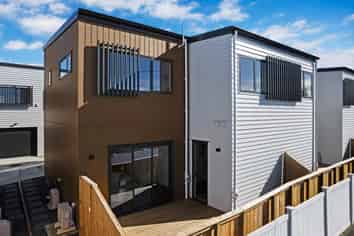 Lot 4/196 Royal Road, Massey