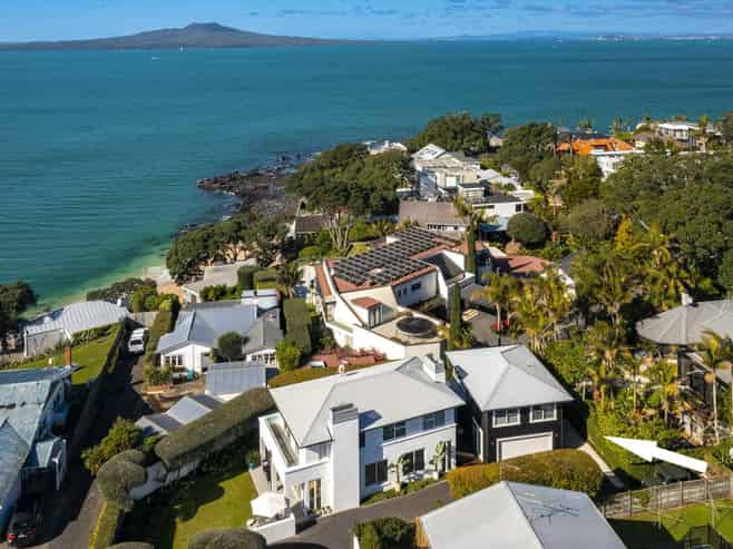  223B Hurstmere Road, Takapuna