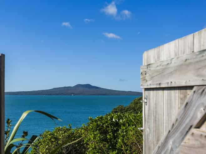  223B Hurstmere Road, Takapuna