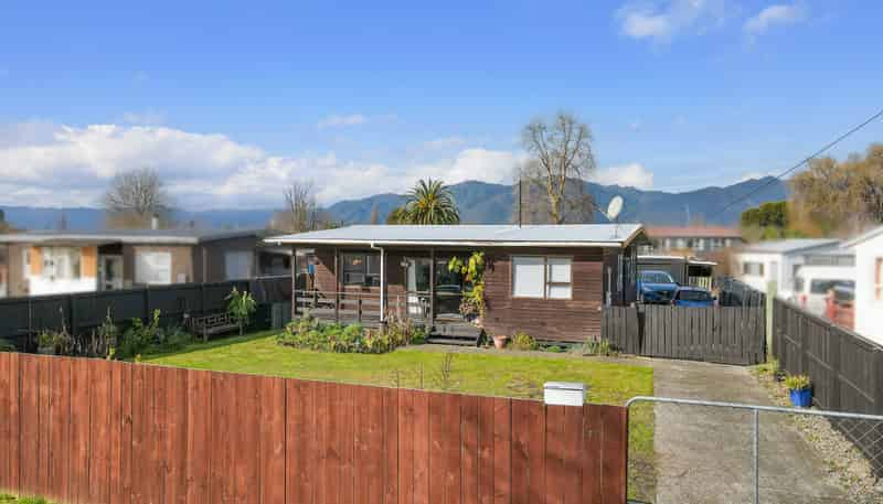 121 Pine Drive, Murupara