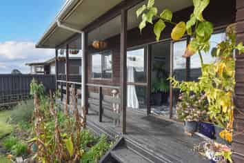 121 Pine Drive, Murupara