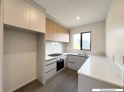 42 Horokaka Street, Massey