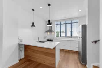 26/17 Lyon Avenue, Mount Albert