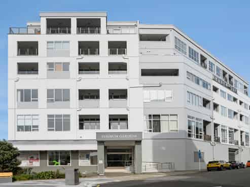 205/107 Thorndon Quay, Thorndon