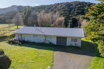 5421 Masterton Castlepoint Rd, Tinui, Tinui