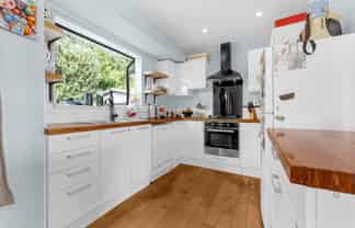 2/144 Old Wairoa Road, Papakura