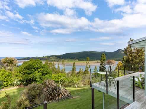 289E Opoutere Road, Opoutere