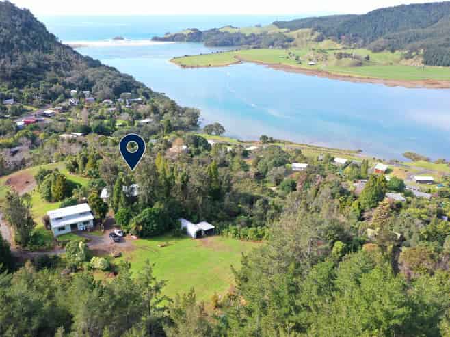 289E Opoutere Road, Opoutere