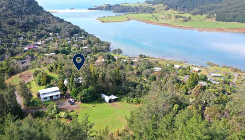 289E Opoutere Road, Opoutere