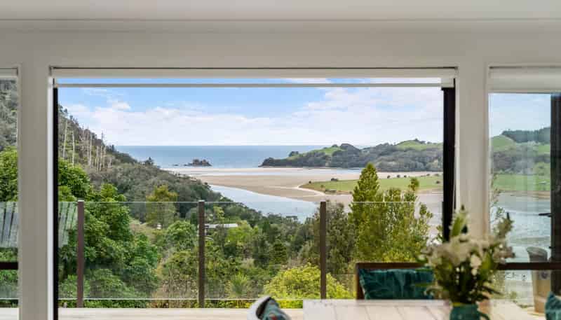 289E Opoutere Road, Opoutere