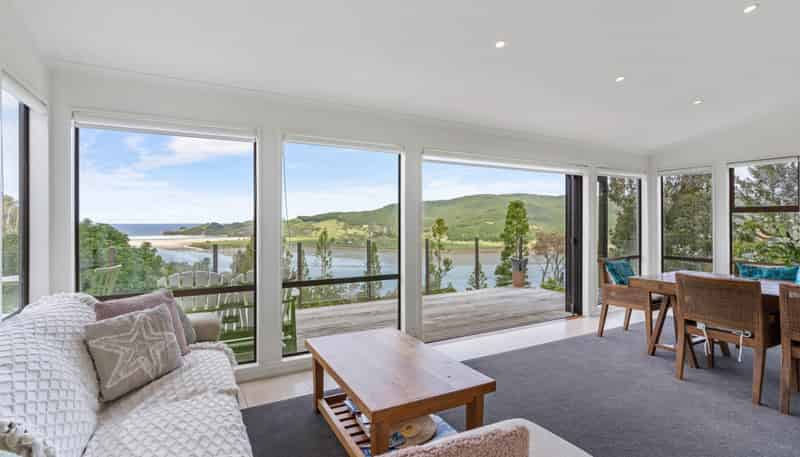 289E Opoutere Road, Opoutere