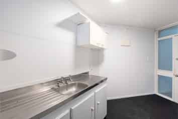 Affordable Howick Office, flexible terms & park