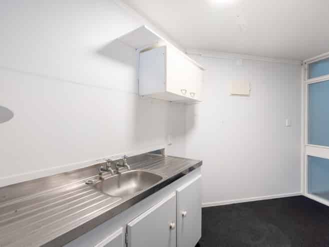Affordable Howick Office, flexible terms & park
