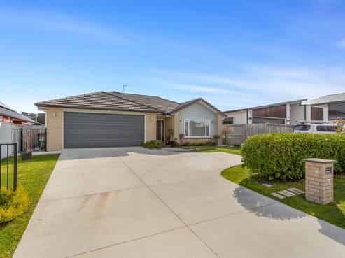 9 Arahi Place, Rototuna North