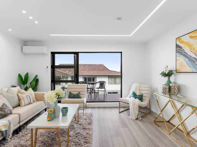 789D East Coast Road, Browns Bay