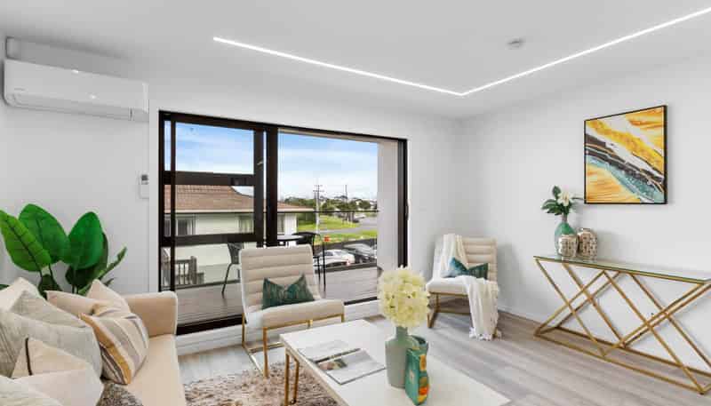 789D East Coast Road, Browns Bay