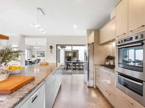 37 Lopdell Lane, Bay View