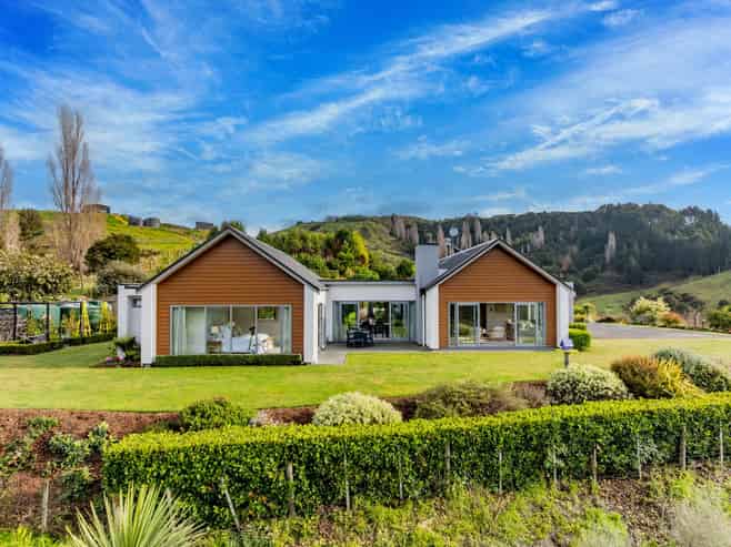 37 Lopdell Lane, Bay View