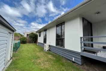 10B Ross Road, Western Heights