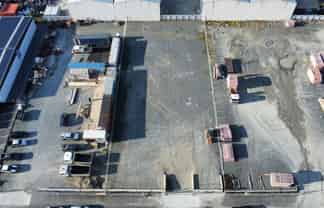 New Secure 2,000sqm Yard
