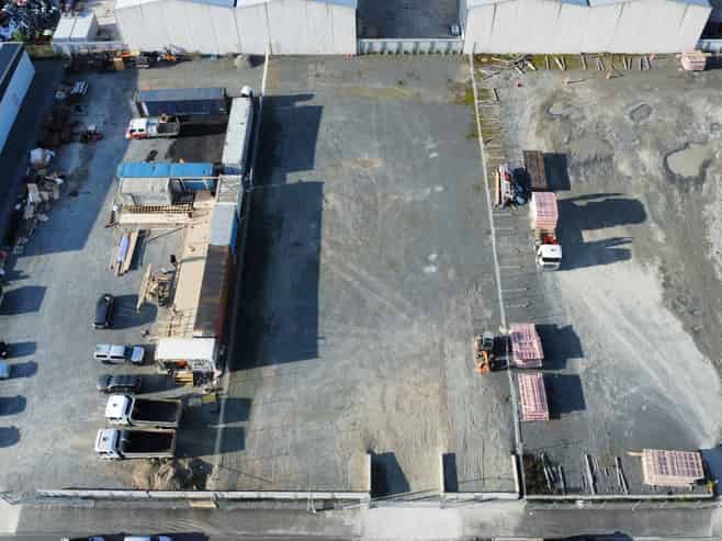 New Secure 2,000sqm Yard