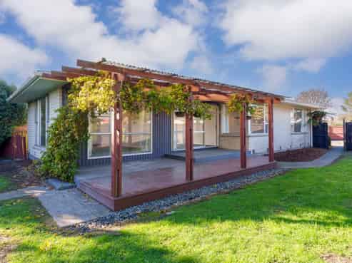 127 Denise Crescent, Hornby