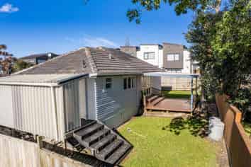 1/110 Lynwood Road, New Lynn