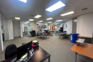 MODERN GROUND FLOOR OFFICE - MANUKAU CBD
