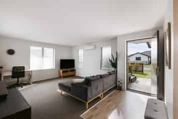14 Rotomanu Place, Pyes Pa