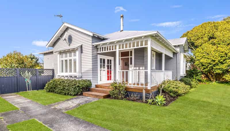 29 Young Street, Whanganui East