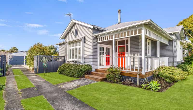 29 Young Street, Whanganui East