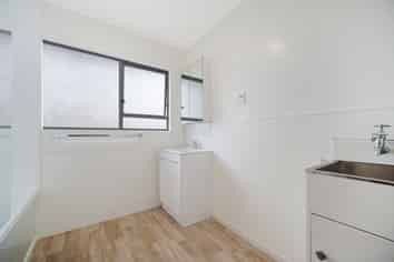 2/32 Tranmere Road, Sandringham