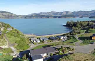 2 Te Wharau Lane, Charteris Bay