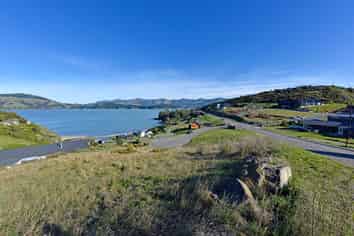 2 Te Wharau Lane, Charteris Bay