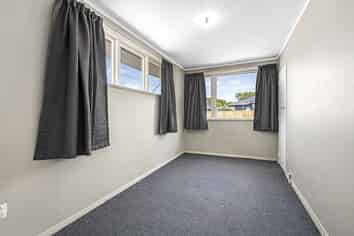 9 Phar Lap Grove, Trentham