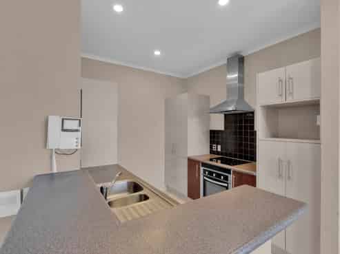 14B Kelvin Place, Hamilton East