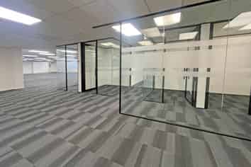 MODERN 926M² OFFICE WITH 29 CAR PARKS
