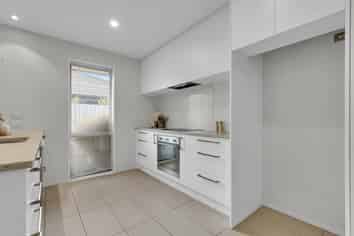 9 Ronaldson Lane, Wigram