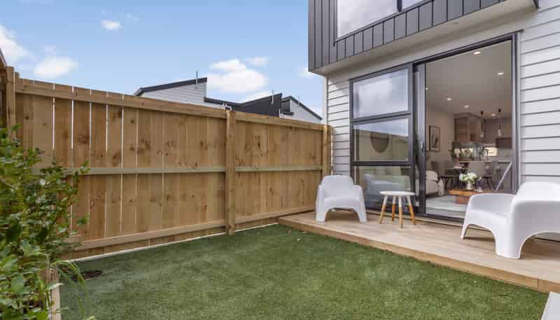 15D Cardigan Street, Western Springs