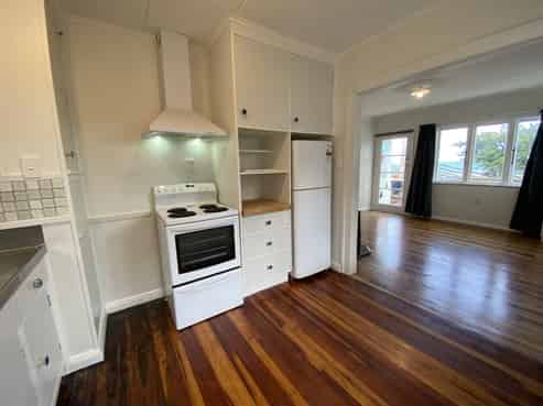 36 Moa Point Road , Lyall Bay