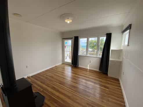 36 Moa Point Road , Lyall Bay