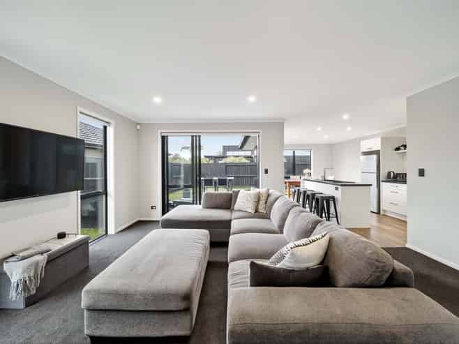 18 Centaine Way, Papamoa