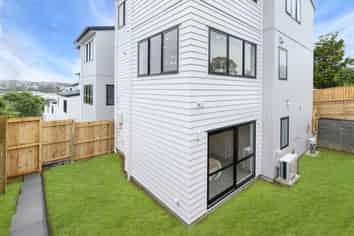 93B Bruce Road, Glenfield