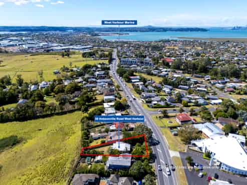 50 Hobsonville Road, West Harbour