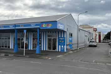 For Lease | 144m² Retail + 196m² Warehouse