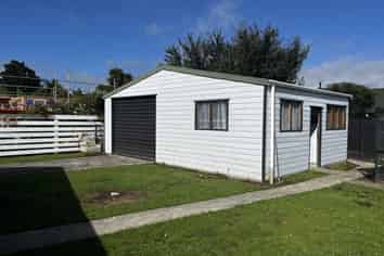 18 Pukepapa Road , Marton