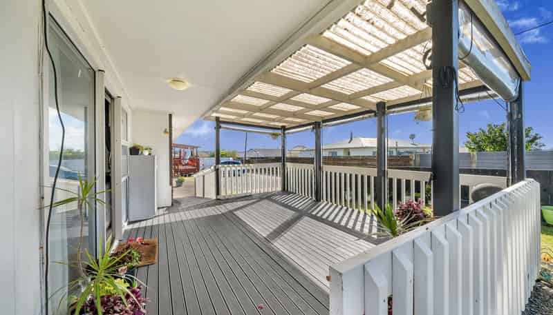 2/56 Archibald Road, Kelston