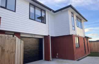 2/57 Waireka Road, Rototuna