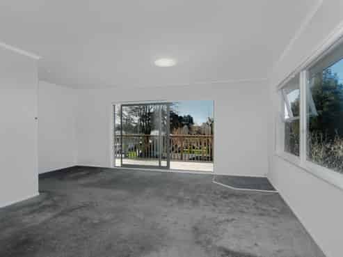 b/27 Short St, Opaheke